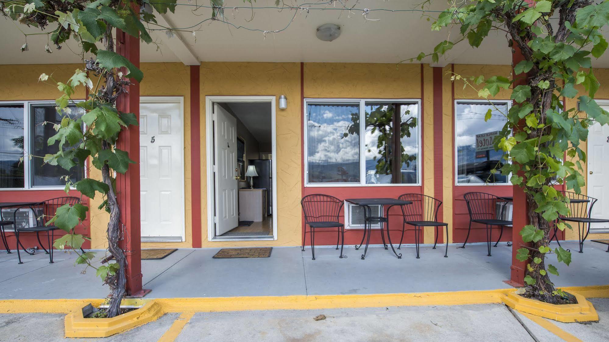 Maple Leaf Motel Inn Towne Osoyoos Εξωτερικό φωτογραφία