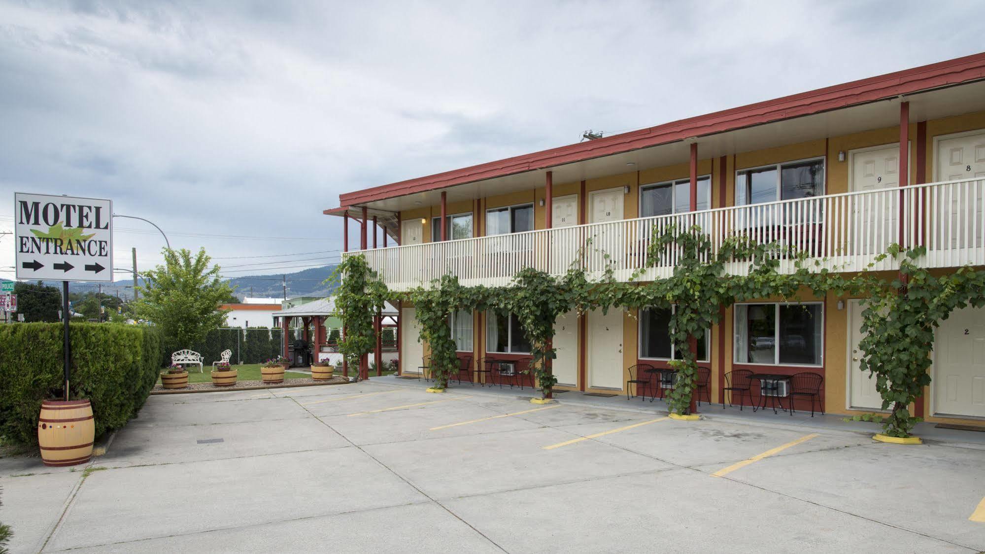 Maple Leaf Motel Inn Towne Osoyoos Εξωτερικό φωτογραφία