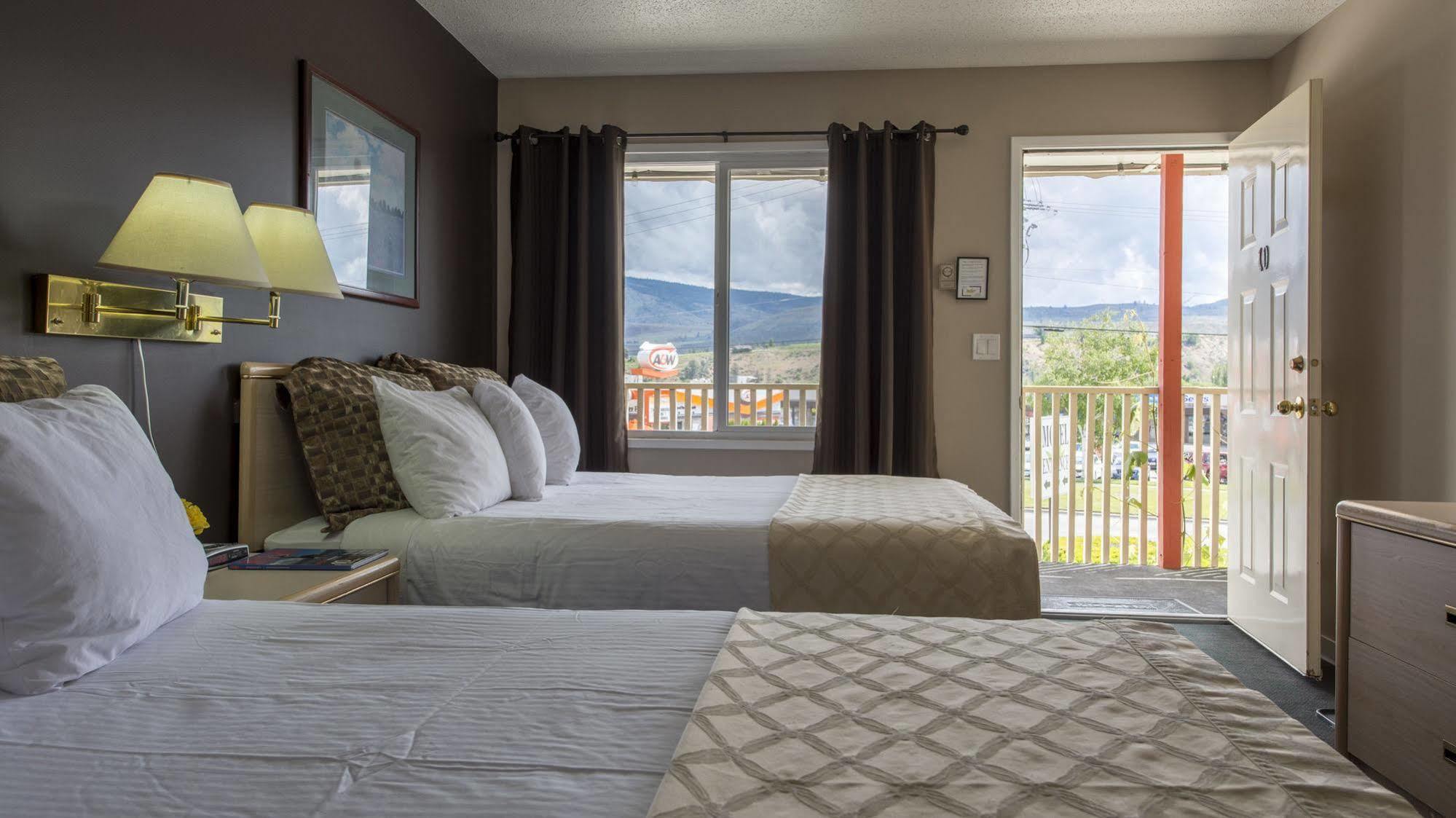 Maple Leaf Motel Inn Towne Osoyoos Εξωτερικό φωτογραφία