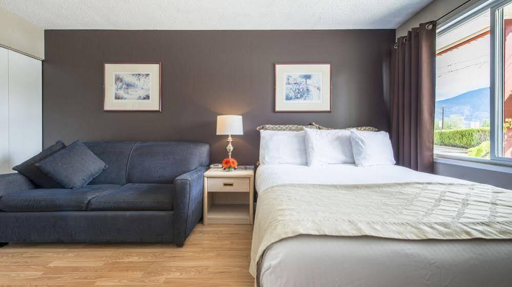 Maple Leaf Motel Inn Towne Osoyoos Εξωτερικό φωτογραφία